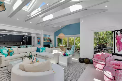 Living - 1627 Johnson St, Key West, FL 33040 photo 2 of 5