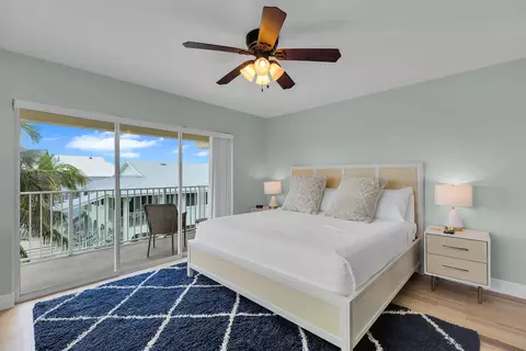 Bedroom - 315 E Ocean Dr, Key Colony, FL 33051 photo 3 of 6