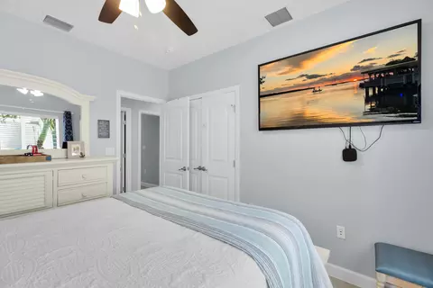 Bedroom - 417 3rd St, Key Largo, FL 33037 photo 10 of 14