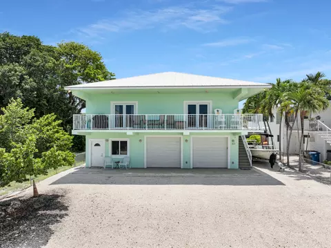 417 3rd St, Key Largo, FL 33037