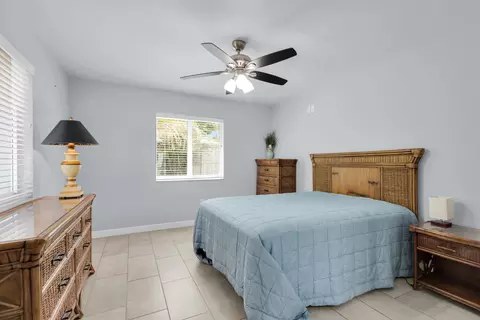 Bedroom - 417 3rd St, Key Largo, FL 33037 photo 12 of 14
