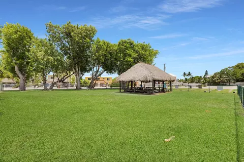 Other - 417 3rd St, Key Largo, FL 33037 photo 8 of 9
