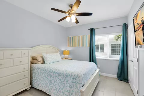 Bedroom - 417 3rd St, Key Largo, FL 33037 photo 5 of 14