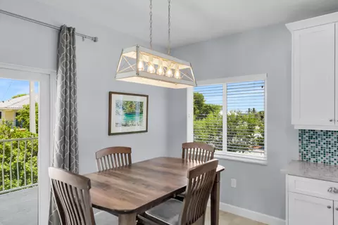 Dining - 417 3rd St, Key Largo, FL 33037 photo 1 of 2