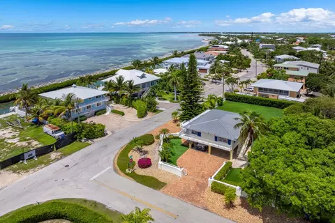 235 W Seaview Cir, Duck Key, FL 33050