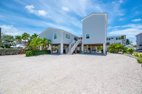 Exterior - 930 80th St, Marathon, FL 33050 photo 9 of 10