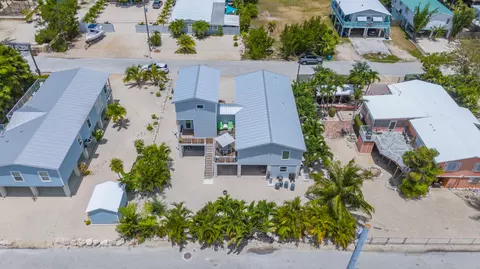 View/Area - 930 80th St, Marathon, FL 33050 photo 6 of 8