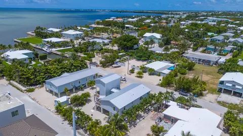 View/Area - 930 80th St, Marathon, FL 33050 photo 5 of 8