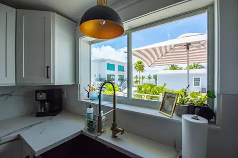 Kitchen - 930 80th St, Marathon, FL 33050 photo 5 of 5