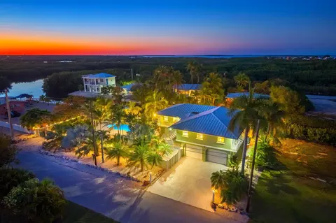 30463 Hawk Ln, Big Pine Key, FL 33043