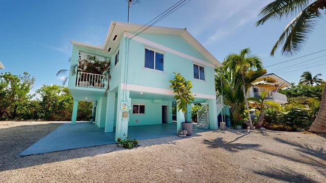 124 Ocean Shores Dr, Key Largo, FL 33037