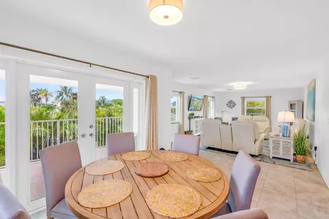 Dining - 581 10th St #KEY colony, Key Colony Beach, FL 33051 photo 1 of 5