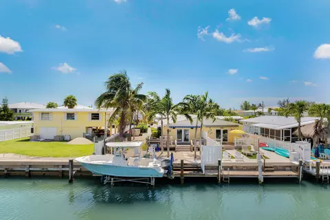271 3rd St, Key Colony, FL 33051 photo 6