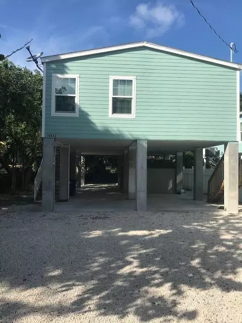 19543 Navajo St, Sugarloaf Key, FL 33042