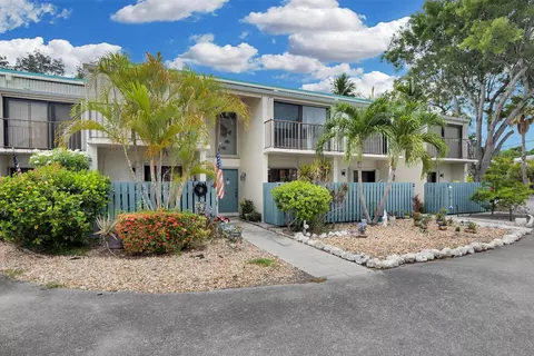 87200 Overseas Hwy #D3, Islamorada, FL 33036