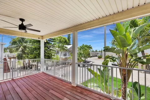 Exterior - 496 James Ave, Marathon, FL 33050 photo 2 of 3