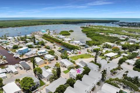 View/Area - 496 James Ave, Marathon, FL 33050 photo 5 of 5