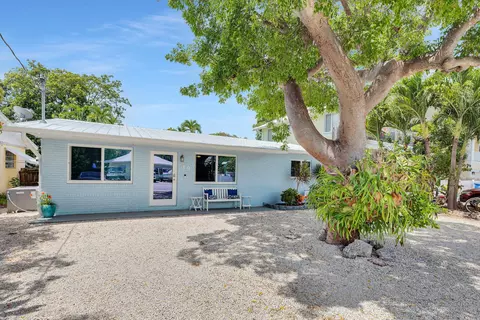 19 SE Marlin Ave, Key Largo, FL 33037