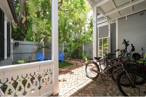 Exterior - 416 Fleming St, Key West, FL 33040 photo 10 of 16