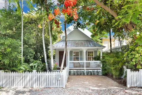 1033 Catherine St, Key West, FL 33040