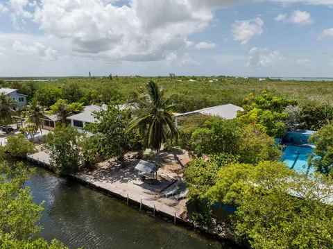28316 County Rd, Little Torch Key, FL 33042