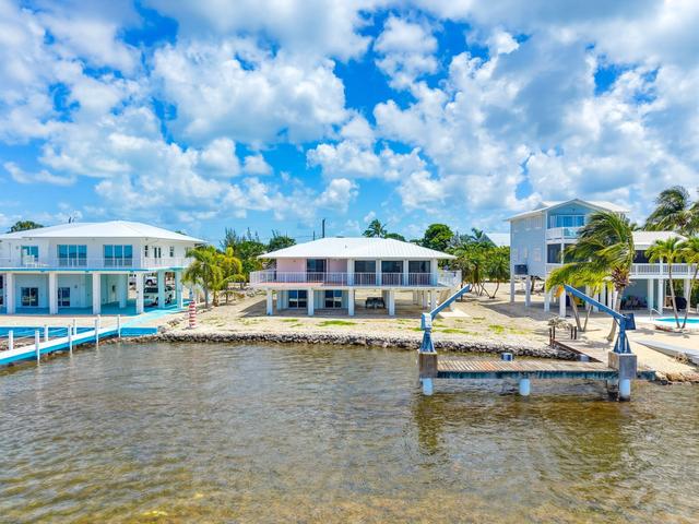 22410 Jolly Roger Dr, Cudjoe Key, FL 33042