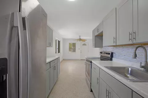 Kitchen - 1421-1425 2nd St, Key West, FL 33040 photo 5 of 6