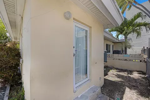Exterior - 1421-1425 2nd St, Key West, FL 33040 photo 3 of 7