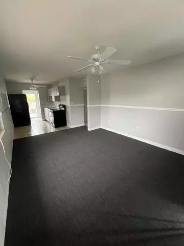 Living - 1421-1425 2nd St, Key West, FL 33040 photo 3 of 7