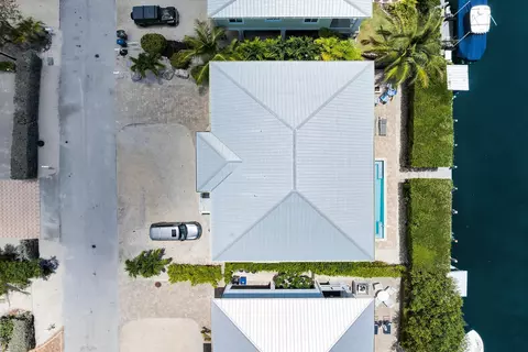 View/Area - 211 Bruce Ct, Marathon, FL 33050 photo 3 of 11