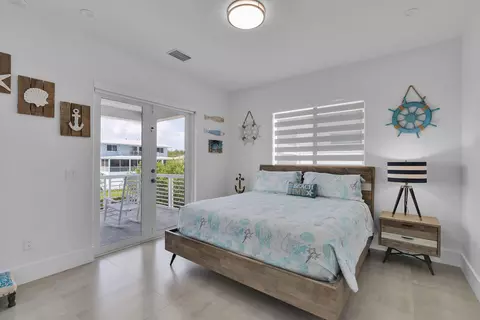 Bedroom - 211 Bruce Ct, Marathon, FL 33050 photo 1 of 14