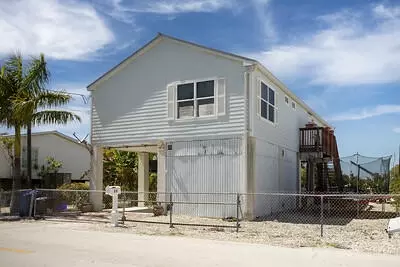 Exterior - 25 Puerta Dr, Key West, FL 33040 photo 6 of 7