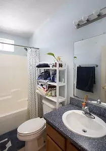 Bath - 25 Puerta Dr, Key West, FL 33040 photo 2 of 2