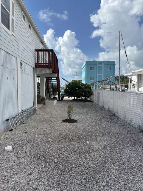 Exterior - 25 Puerta Dr, Key West, FL 33040 photo 7 of 7