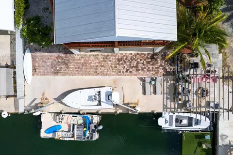 View/Area - 25 Puerta Dr, Key West, FL 33040 photo 3 of 19