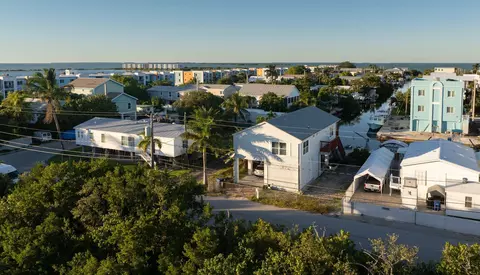 View/Area - 25 Puerta Dr, Key West, FL 33040 photo 10 of 19