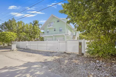 41 Mutiny Pl, Key Largo, FL 33037 photo 2