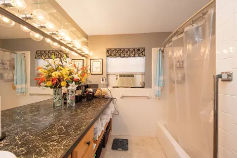 Bath - 103 Key Haven Rd, Key West, FL 33040 photo 1 of 7