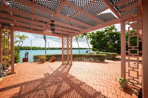 Exterior - 103 Key Haven Rd, Key West, FL 33040 photo 7 of 11