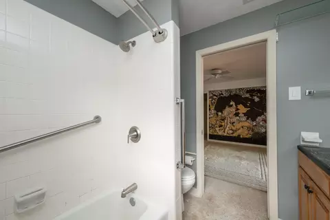 Bath - 103 Key Haven Rd, Key West, FL 33040 photo 3 of 7