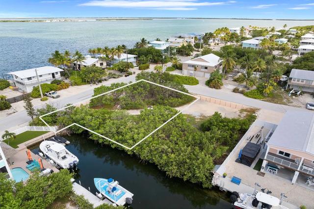 28597 Peg Leg Rd, Little Torch Key, FL 33042