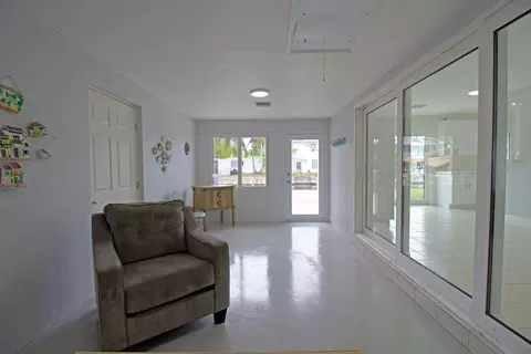 550 Pine Ln, Big Pine Key, FL 33043 photo 6