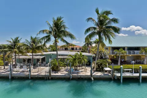 581 9th St #KEY colony, Key Colony Beach, FL 33051 photo 5