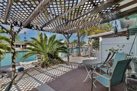 581 9th St #KEY colony, Key Colony Beach, FL 33051 photo 11