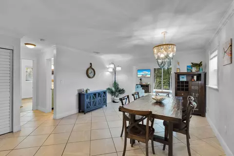 Dining - 64 Tingler Ln, Marathon, FL 33050 photo 3 of 5