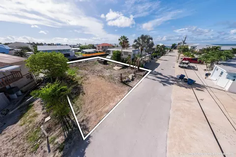 89 Th St, Marathon, FL 33050 photo 4