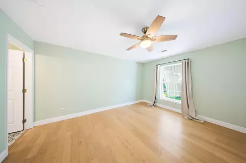 Bedroom - 31054 Avenue J, Big Pine Key, FL 33043 photo 2 of 8