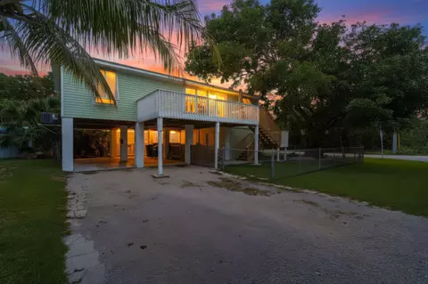 Other - 31054 Avenue J, Big Pine Key, FL 33043 photo 3 of 8