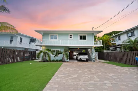 280 S Coconut Palm Blvd, Tavernier, FL 33070