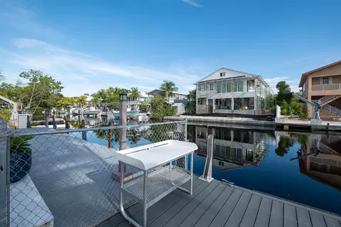 Exterior - 126 3rd Ln, Key Largo, FL 33037 photo 6 of 12